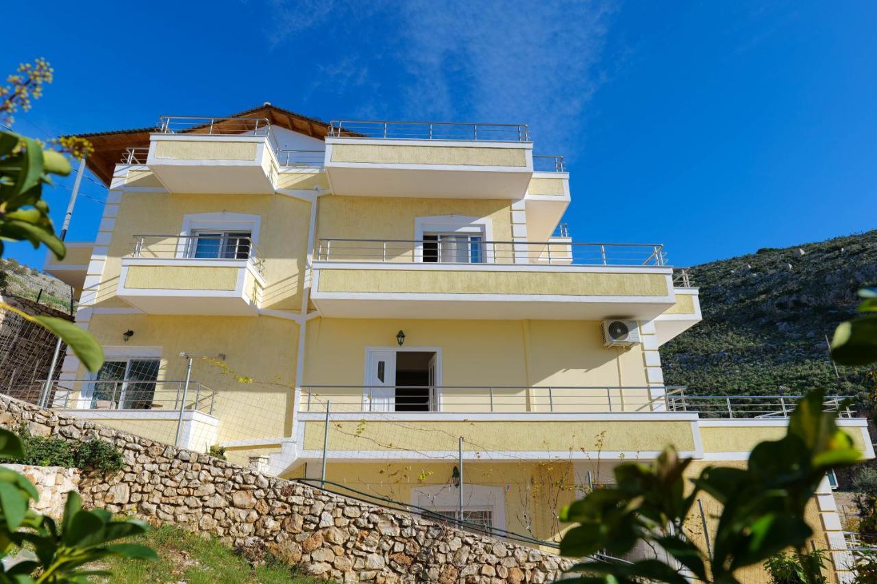 Sunny Holiday Sarande Exterior photo