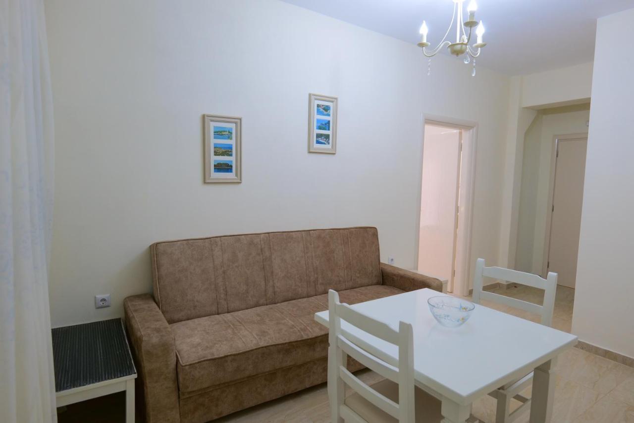 Sunny Holiday Sarande Exterior photo
