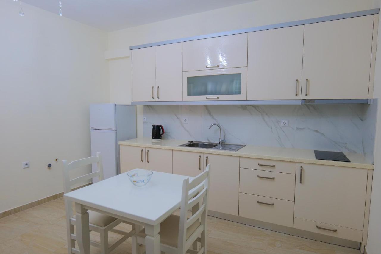 Sunny Holiday Sarande Exterior photo