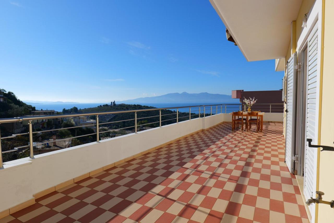 Sunny Holiday Sarande Exterior photo