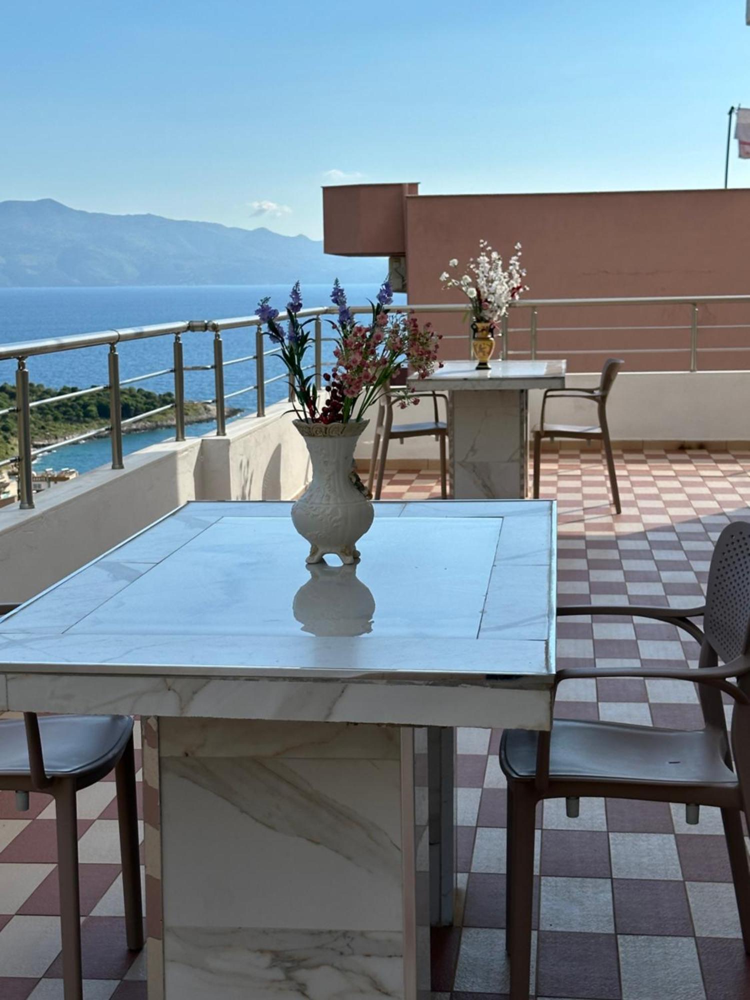 Sunny Holiday Sarande Exterior photo